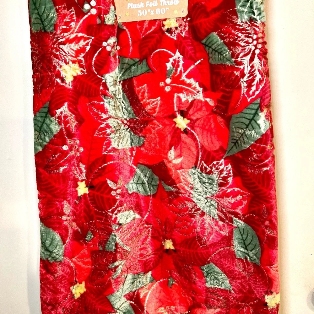 Christmas Red Poinsettia Flowers Plush Throw Blanket Gold Foil Green Leaves